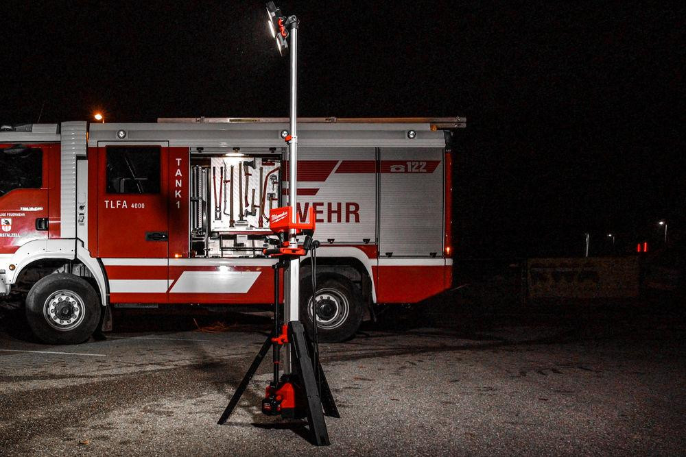 Каждое освещение аккумуляторное с функцией зарядного устройства M18 HOSALC-0 Одесса - изображение 8