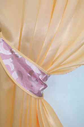 Кухонные шторы VR-Textil № 073к с ламбрекеном и подхватами персиковый с розовым 290х170 см (52-0197) Киев