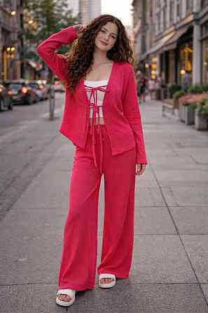 Женский базовый легкий костюм двойка: брюки и рубашка на завязках муслин Малиновый, 46/48 Одесса