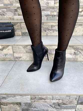 SANTINI Черевики жіночі шкіряні на шпильці 11 см. демісезонні чорні 70543-11 / Черевики з натур Коломыя