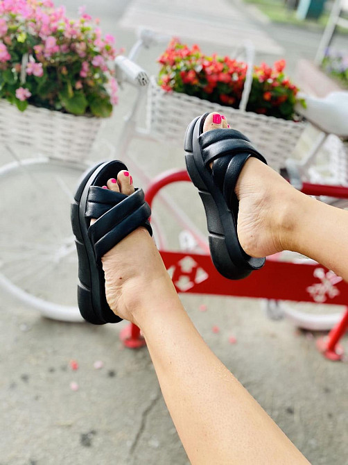 ARLEN Шльопанці жіночі з натуральної шкіри на платформі чорні літні ARLEN Ш-Х р. 40 Коломия - фото 3