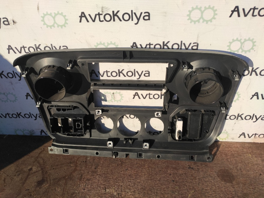 Накладка центральної консолі Renault Master III 2010-2019 (682600025R) Ковель - изображение 3