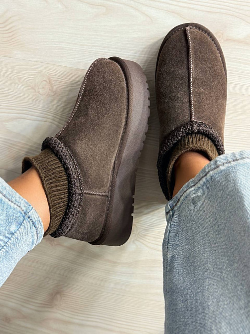 Уггі жіночі Hengji 90-7 з носком і вишивкою натуральна замша коричневі, 39, 25 см Київ - фото 1