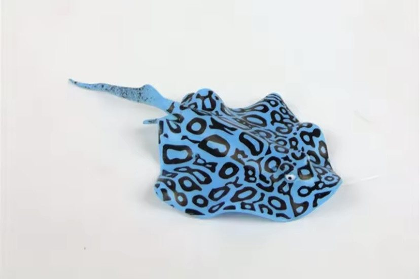 Скат для акваріума штучний силіконовий та люмінесцентний в темноті світяться декор в акваріум розмір 16*9 см синій Київ - фото 6