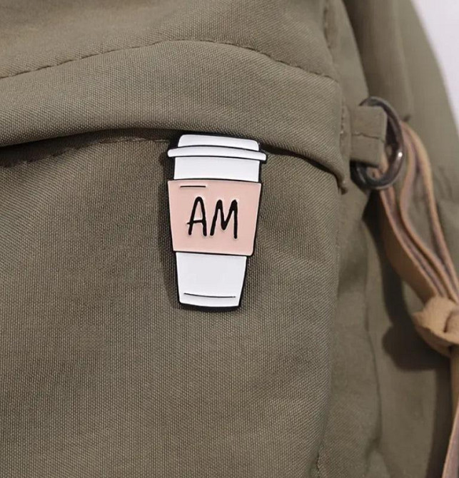 Значки AM&PM — набор из 2-х шт. с кофе и вином (в мультяшном стиле) Киев - изображение 6