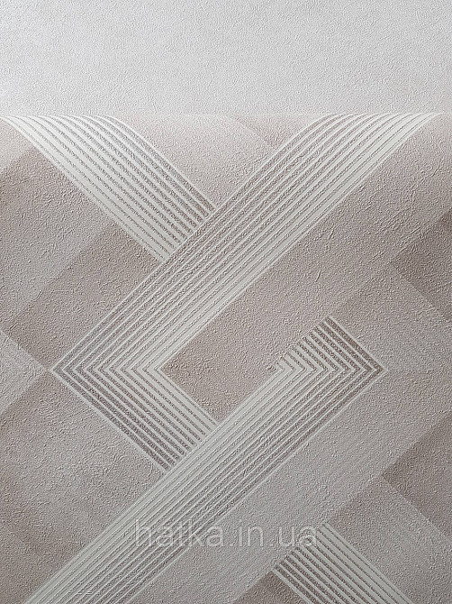 Обои виниловые на флизелине метровые Sintra Edelina геометрия фигуры ромбы полосы 3д бежевые белые  серебро Киев - изображение 3