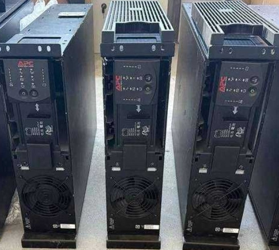 ИБП УПС ДБЖ безперебійник APC Smart-UPS RT 6000VA (Surt6000XLI) Харків - фото 4