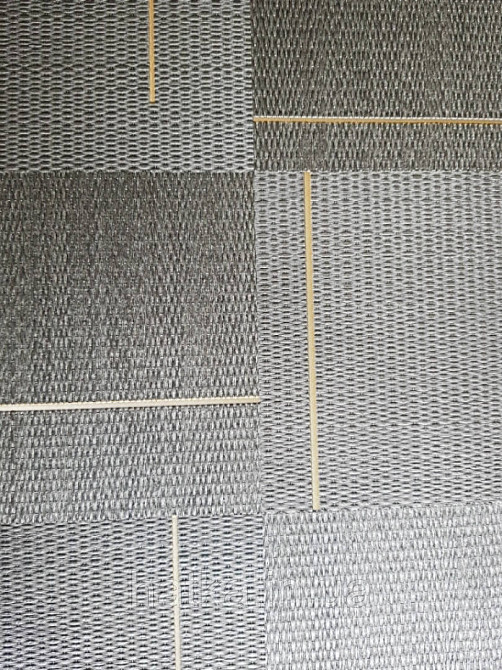 Шпалери вінілові на флізелін Sirpi AltaGamma Home 3 лофт геометрія 3д чорні квадрати золотисті смуги Київ - фото 4