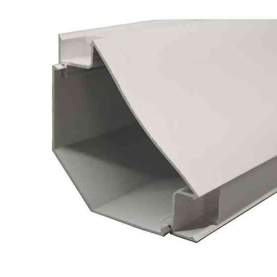 Комплект алюмінієвого профілю та матового розсіювача 2 м 67,4*67,4 мм, накладний, срібний Дніпро