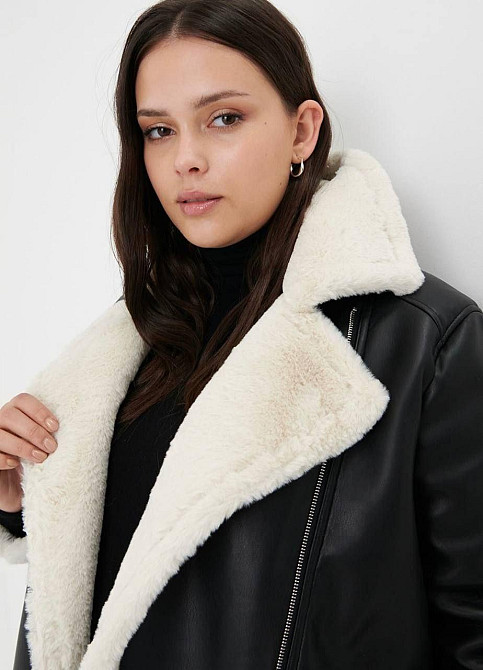 Женская стильная дубленка с искусственным мехом 46 Одесса - изображение 4