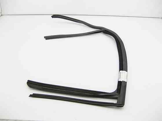 Mercedes-Benz  A2127351825 Ущільнювач опускного скла задніх правих дверей E-Class W212 Одеса