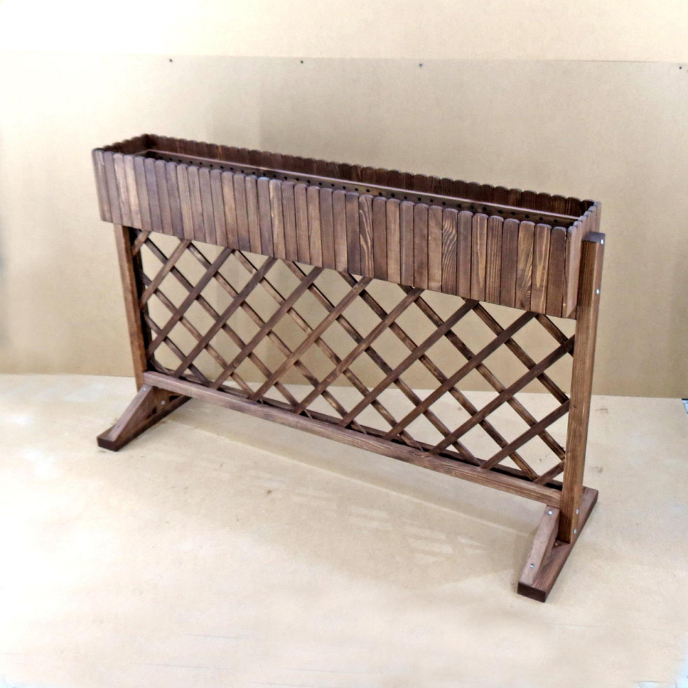 Кашпо на стойке 