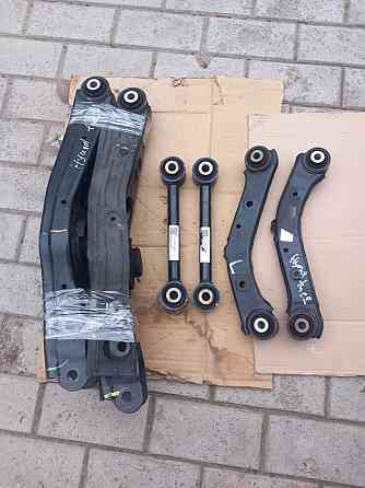 Нижній важіль підвіски для Hyundai Tucson 2016-2021 року. Київ