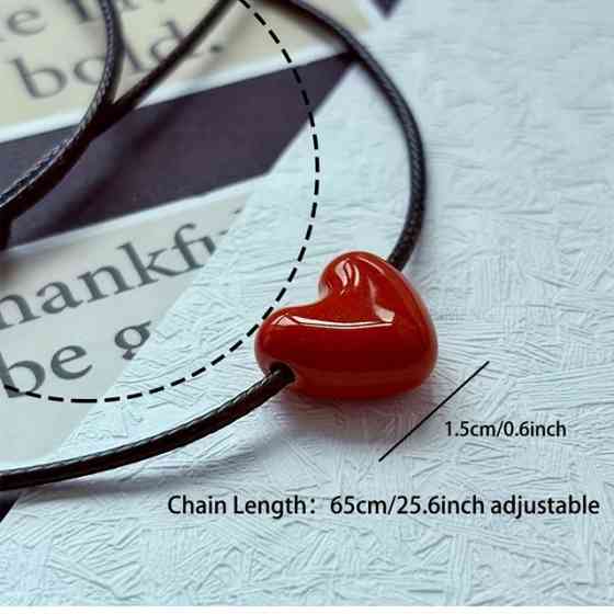 Колье на черном шнурке с красным сердцем – минималистичная подвеска Киев