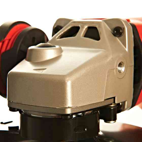 Шліфмашина кутова MILWAUKEE, AGV 17-125 XE, 1750Вт, діаметр 125 мм (захисний кожух, кабель 4м, бокова Одеса