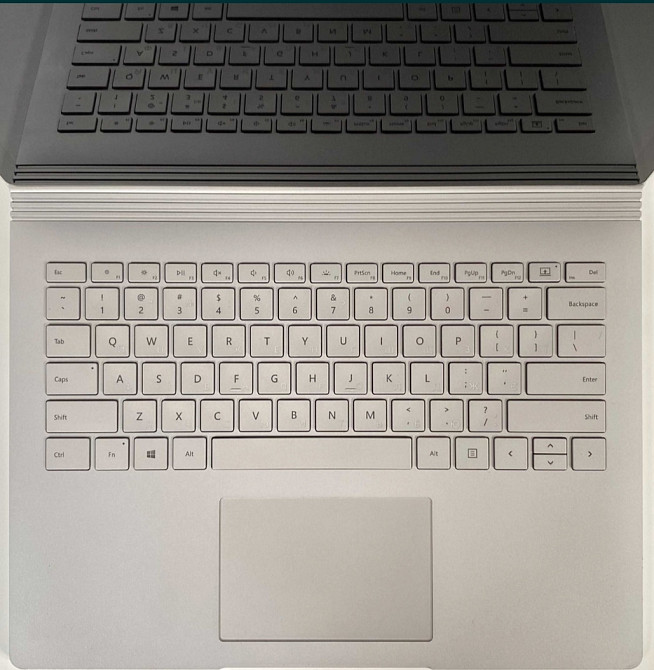 Ноутбук: Microsoft Surface Book 2 , 13.5