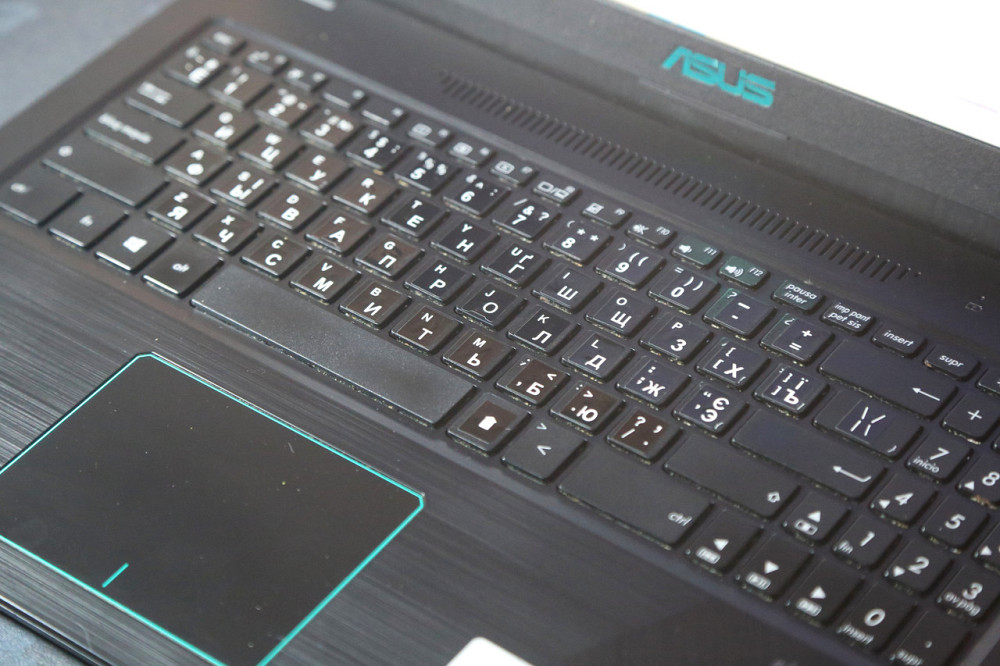 Игровой ноутбук ASUS GAMING X570ZD 15.6