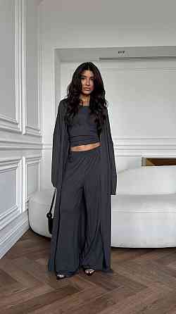 Женский комфортный стильный костюм тройка из натуральной вискозы Графит Одесса