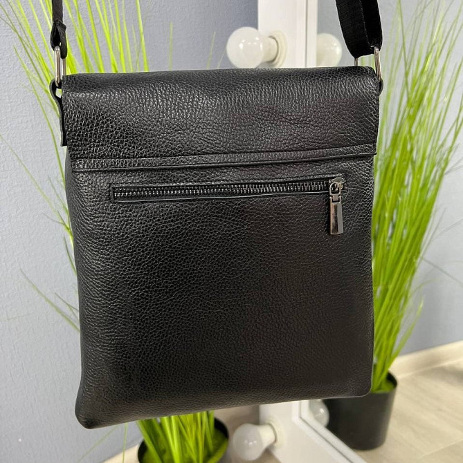 Чоловіча шкіряна сумка через плече каркасна містка маленька, чорнаMasterSem Київ - фото 7