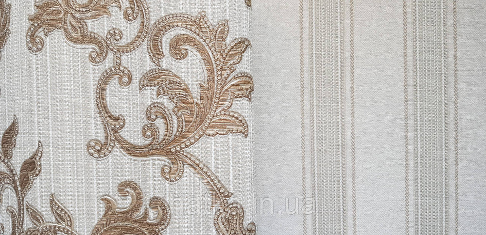Шпалери вінілові на флізеліні AdaWall Seyyah 1.06х10 вензелю завитки великі структурні золотом на бежево-сірому Київ - фото 4