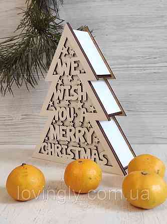 Фігурна коробка для новорічних подарнків  Merry Christmas Ірпінь