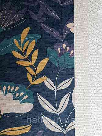 Шпалери вінілові Lutece Melody 51194501 квіти листя рожеві зелені на темно-синьому тлі Київ
