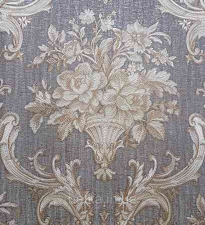 Шпалери вінілові на флізеліні AdaWall Seyyah 1.06х10 квіти в горщику вензеля структурні золотисті на коричневому Київ