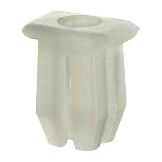 Втулка кузова GM 1254815 Киев