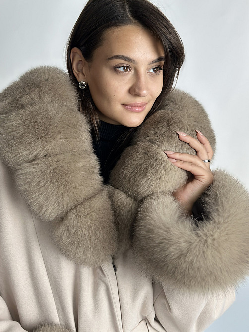 Пончо пальто жіноче з хутром капюшон і манжети Бежевий 54/56 Харків - фото 4