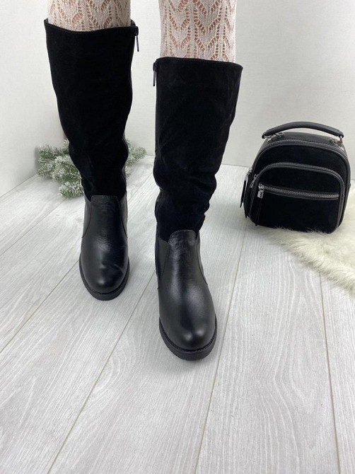 Чоботи жіночі ARLETT чорні шкіра+замша з натуральним хутром висота 34см каблук 6см (5339) Коломыя - изображение 3