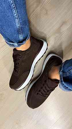 Кроссовки женские Hengji 725-12 замшевые на белой подошве коричневые, 39, 24,5 см Киев