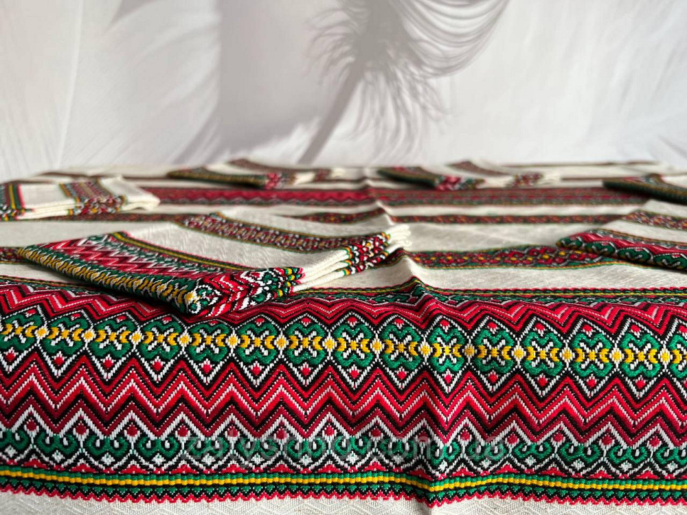 Вышитая скатерть с салфетками подарочная Киев - изображение 4