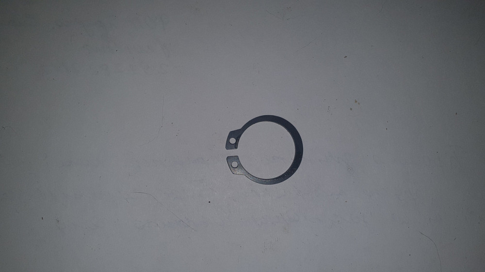 Кольцо стопорное наружное Z22. СССР. Харьков - изображение 1