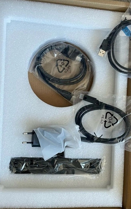 Монітор Ігровий портативний: 14, 15,6" 2K HDR Touchscreen Київ - фото 3