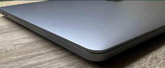 Ноутбук MacBook Pro 16" (2019) A2141 / i7 6-Core / RAM16GB/ SSD512Gb. 4Gb. Київ