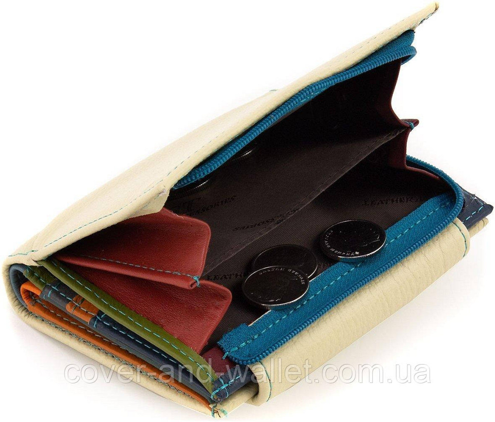 Женский кошелек из натуральной кожи молочного цвета на магнитной застежке ST Leather Киев - изображение 4