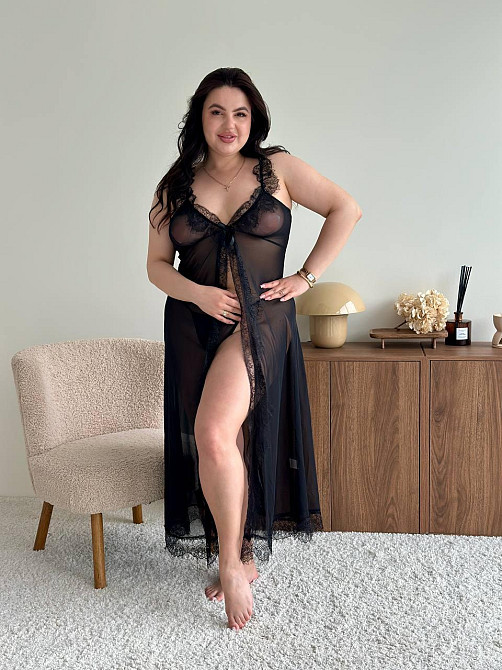 Еротичний пеньюар великих розмірів plus size прозорий з мереживом довгий з розрізом на бретелях з трусиками чорний 2XL Одеса - фото 9