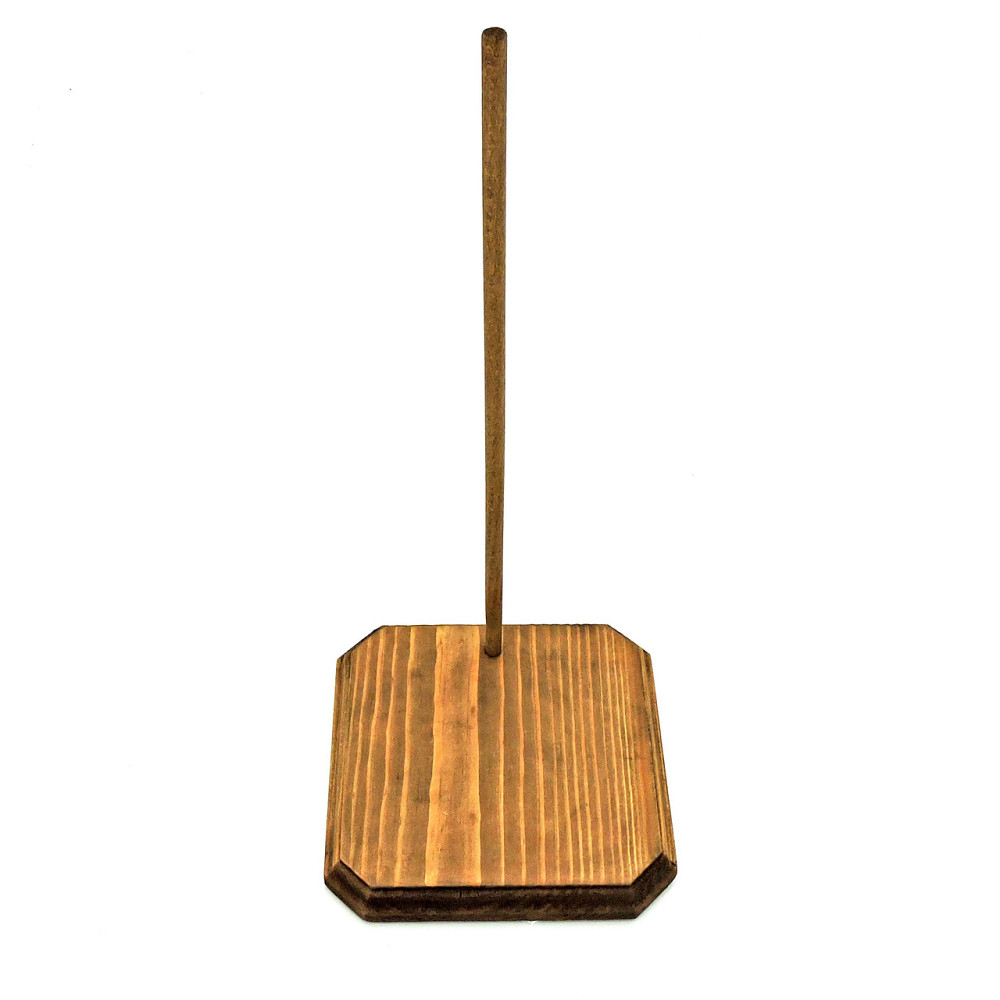 Подставка для кукол 