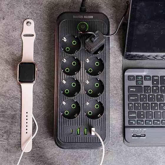 Сетевой фильтр 2.8 м удлинитель на 8 розеток с 3 USB 1 Type-C и кнопкой отключения F20U Черный HP-5-28 Киев