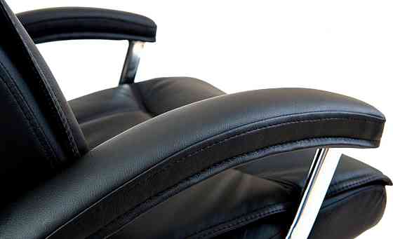 Офісне Крісло Керівника Richman Burgas Шкіра Комбо Lux Хром М1 Tilt Чорний Дніпро