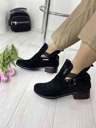 Женские ботинки 2018-1 черные эко-замша высота каблука 4 см размеры 37 и 40 (1239) Коломыя