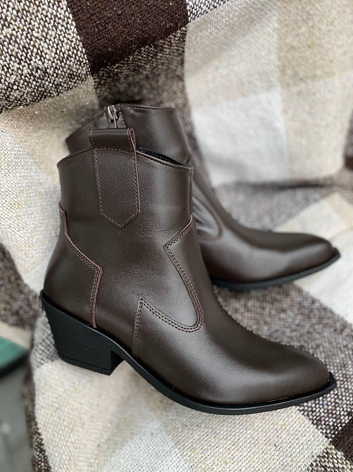 Edan Instruments Черевики жіночі демісезонні з натуральної шкіри, на підборах утеплені р. 36-40 Коломыя - изображение 1