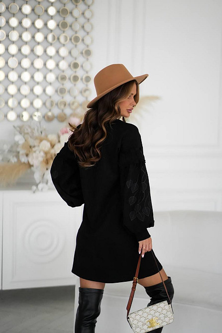 Женское замшевое платье с вышивкой 50-52, Черный Одесса - изображение 1