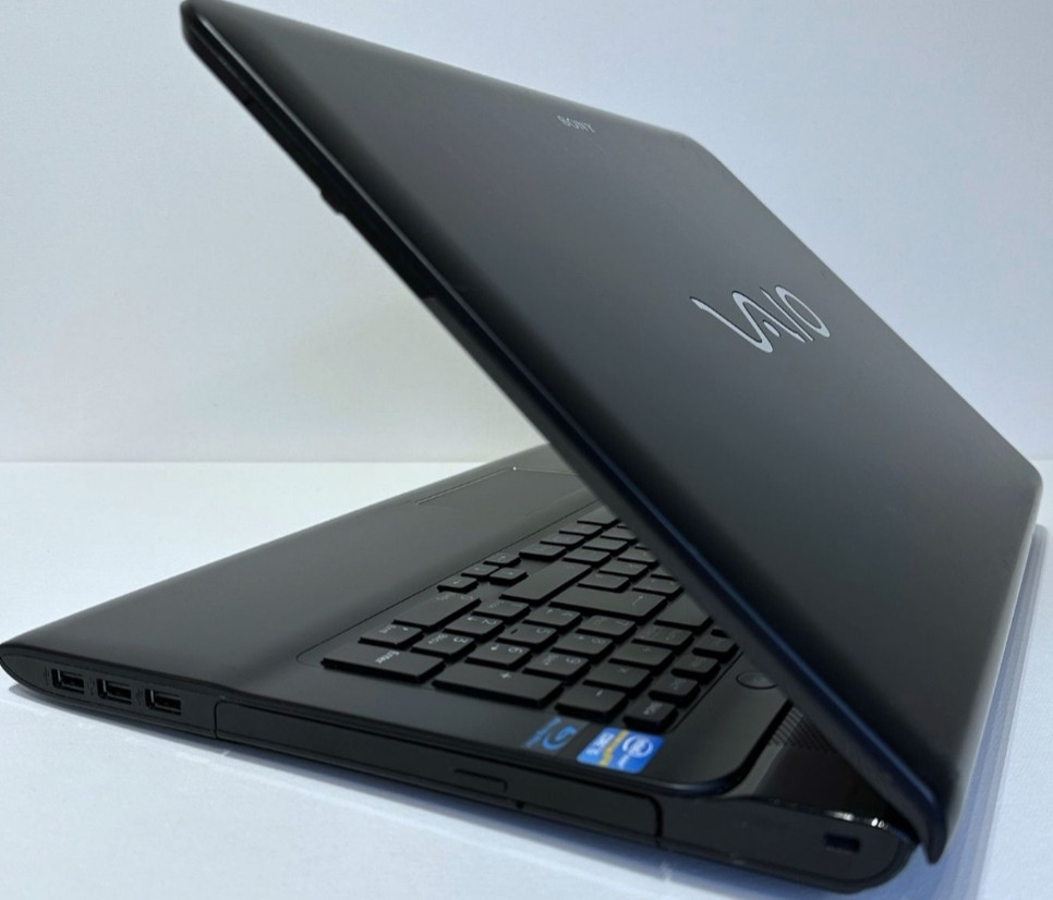 Ігровий Ноутбук SONY SVE171C11M Київ - фото 5