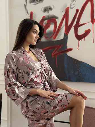 Халат жіночий шовковий під пояс Квітковий принт Бежевий M\L Харків