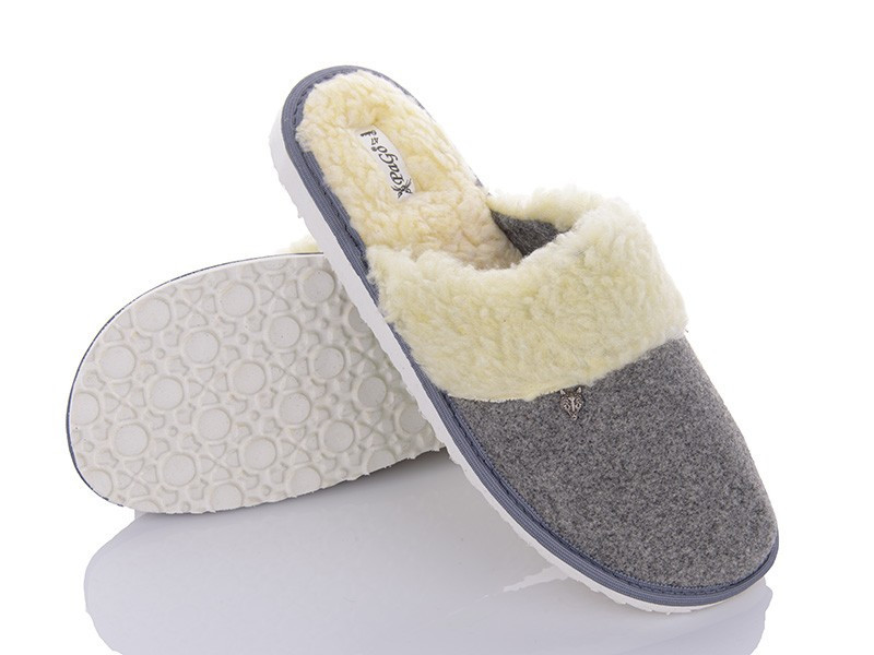 Тапочки чоловічі закриті з теплою устілкою з овчини PaGo "Вовк" сірі Одесса - изображение 1