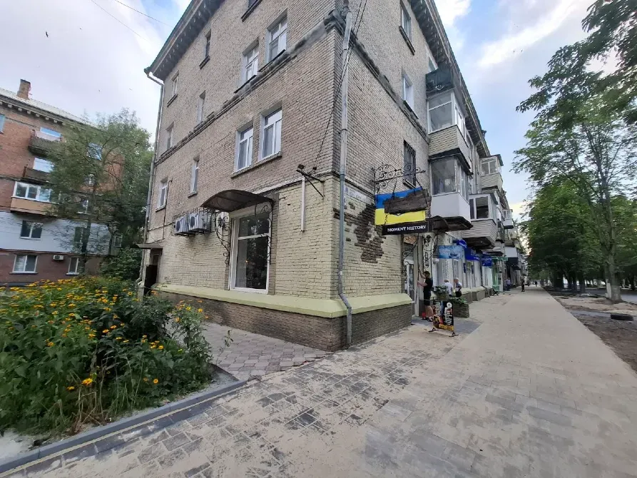 Приміщення на червоній лінії з окремим входом на 152 дивізії 4. Днепр - изображение 1