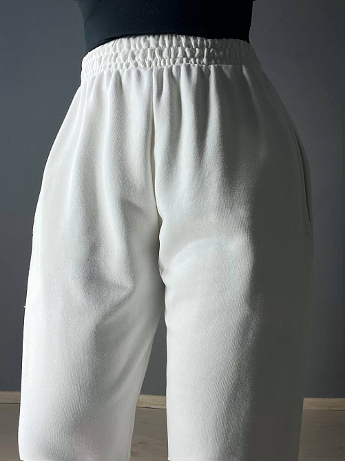 Брюки женские LSK 5279 спортивные джогеры на резинке с карманами оверсайз белые, белый, L Одесса - изображение 4