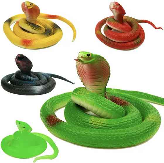 Іграшка змія резинова Декор на Хеллоуїн чудова прикраса хеллоуін розмір 75 см зелений Київ