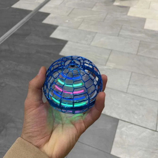 Світиться куля flynova, Літаючий м'яч спінер, Світиться бумеранг, Flying spinner, Літаючий м'ячик куля DZ-76 Львів - фото 7